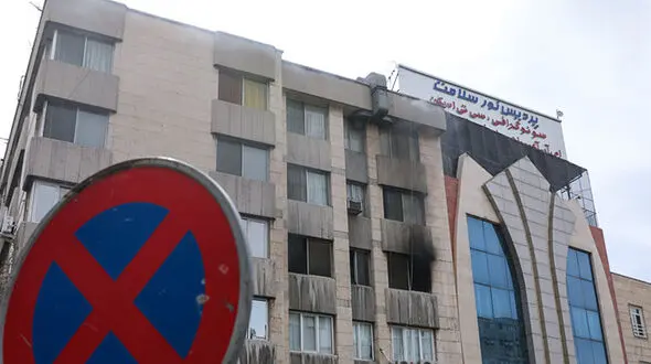 آتش سوزی در خیابان ابوریحان تهران