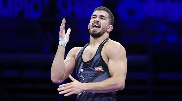 فیلم کامل برد امیر محمد یزدانی برابر حریف قرقیزستانی در نیمه نهایی کشتی مغولستان