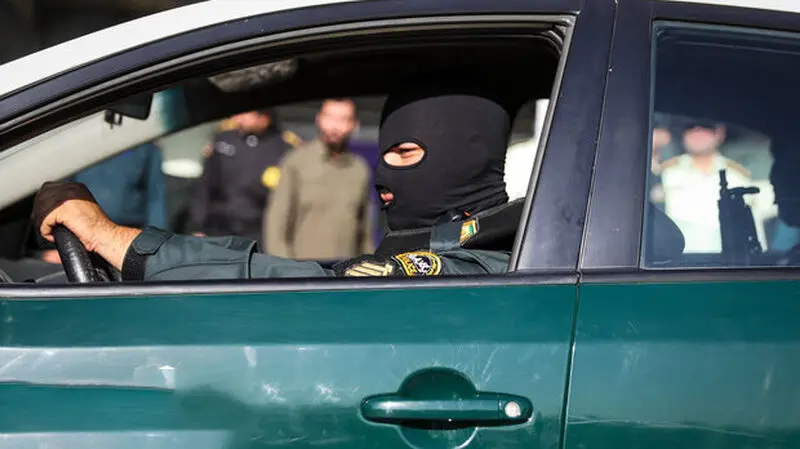 دستگاه قضائی و پلیس2