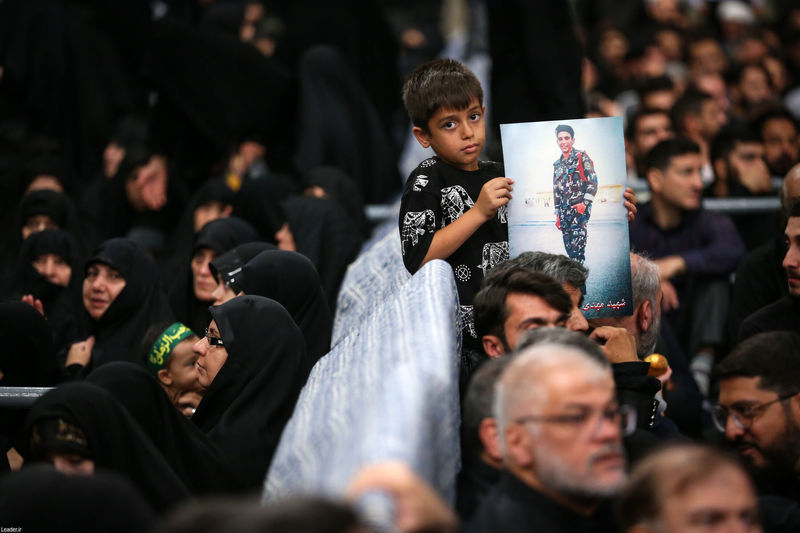 رهبر انقلاب حضرت آیت الله خامنه ای در مراسم بزرگداشت شهدای جنگ تحمیلی اخیر 7-5-1404