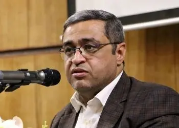 فیلم / دکتر عزیزی روانشناس متخصص: از الآن افسارتو دادی دست زنت؟ /  خاک تو سرت!