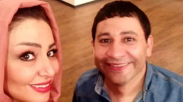 سروش جمشیدی: یک سال بود حقوق نگرفته بودم عوضش حقوق معنوی میدادن من یادم میاد آخر سال عوض اضافه کاری به من ماچ دادن!