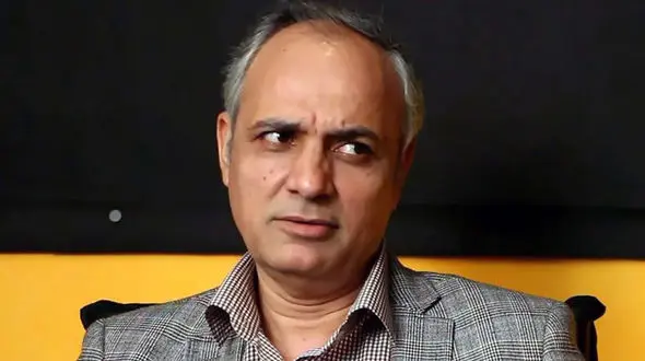 هشدار زیدآبادی درمورد سکوت در برابر تندرو‌ی‌ها علیه ظریف