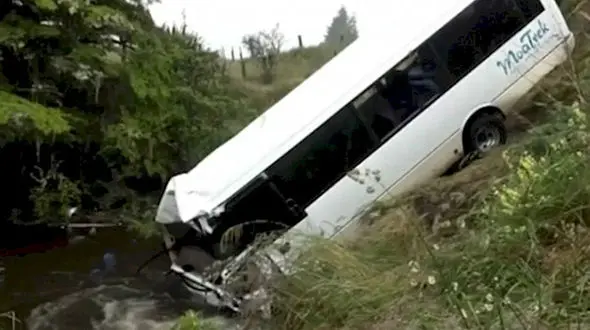 سقوط پرتلفات اتوبوس سالمندان