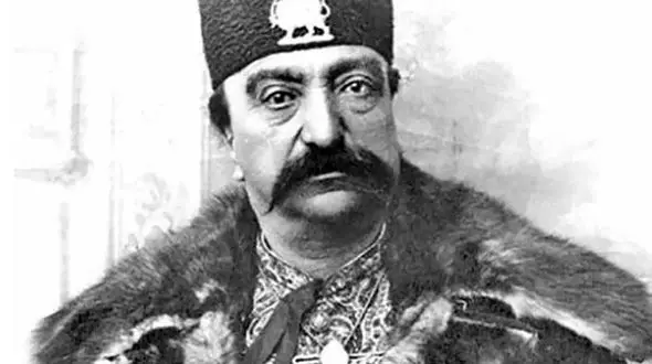 عکاسی ناصرالدین شاه از تخت جمشید 