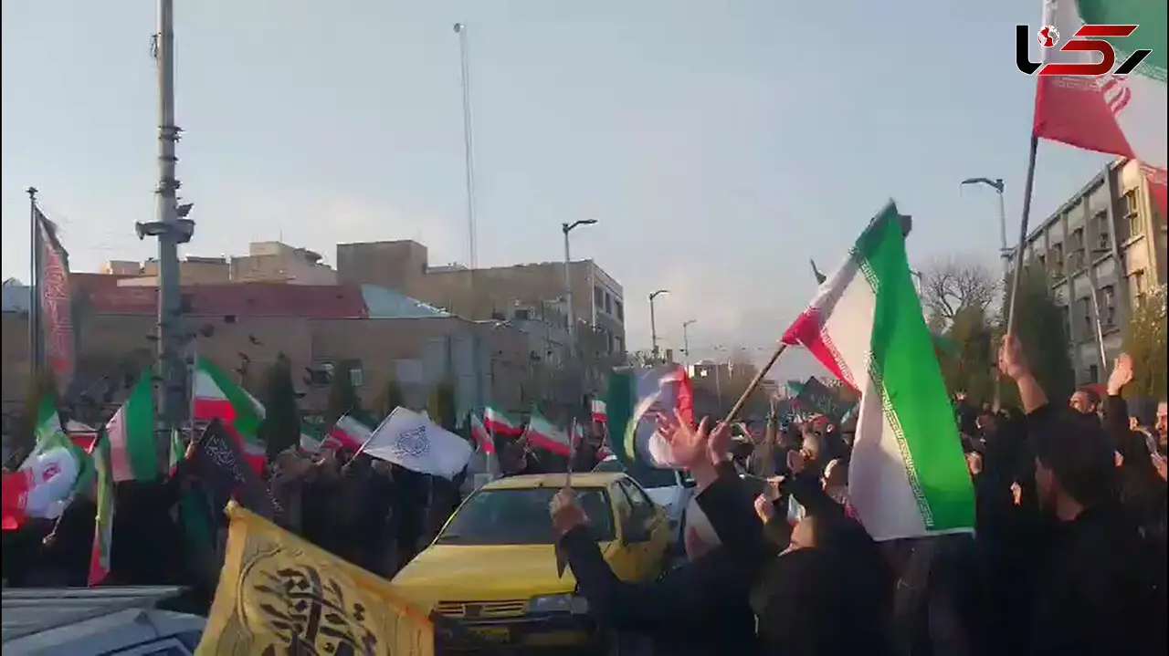 فیلم حضور مردم در میدان شهدای تهران برای خنثی کردن تحرکات احتمالی مزدوران صهیونیست در چهارشنبه سوری