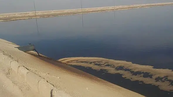 بوی نامطبوع شهرک صنعتی خرمشهر؛ تهدید بهداشت عمومی با فاضلاب انباشته!