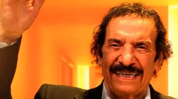 فیلم آواز باشکوه جواد یساری /  برای جواد یساری چه تولدی گرفتن ماشاالله داره کلی بادیگارد دورشن ...