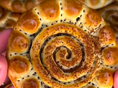 مراحل تهیه کلوچه فومن / فیلم