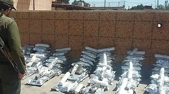 کشف 214 کیلوگرم مواد مخدر در یک کامیون به مقصد تهران