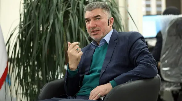 تندرو‌ها درشیپور استعفای پزشکیان می‌دمند/ آنها هر روز علیه دولت تجمع می‌کنند 