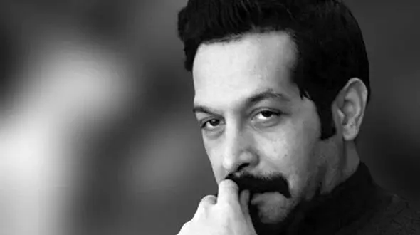 فیلم آواز باشکوه کاکران تفتی وسط شلوغی شهر / شب که میشه در به در تو این خیابونا...!+ موزیک ویدیو