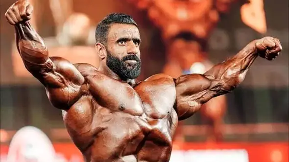 رابطه عجیب هادی چوپان و همسر مربی معروفش چه بود ؟ + عکسی که لو داد!