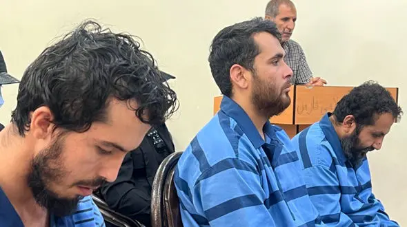 تروریست حرم شاهچراغ قبل از حمله به مردم با امیر داعش بیعت کرده بود / قرار بود با بنزین به نمازگزاران حمله کنم + عکس 3 تروریست