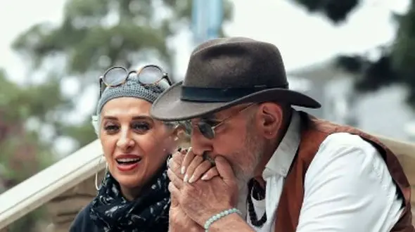 فیلم / فرهاد آئیش:  به من و زنم گفتن زن و شوهر ایکبیری!  / از اول بچه ای نمی خواستیم چون مائده ... /  من یکی دوسال دیگه میمیرم و  .... مائده  زن خوبیه دلم میخواد ...! / 