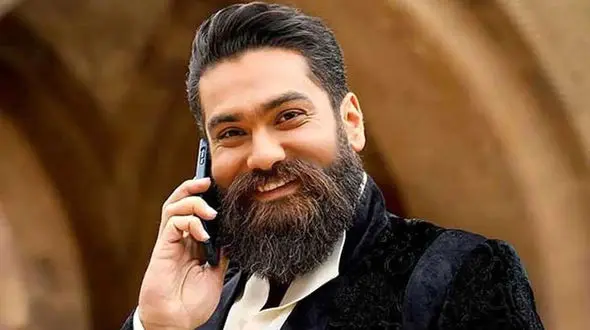 گریم و لباس علی زندوکیلی در نقش سیرنگ نمایش «نبرد رستم و سهراب»+عکس