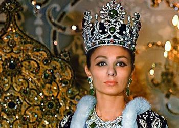 عکس سفر در زمان / نگاهی به جعبه و کلکسیون جواهرات گرانبها و لوکس فرح پهلوی و تاج شهبانویی بی قیمت ...