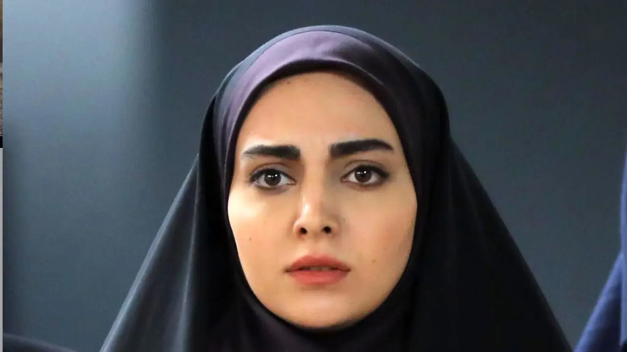 عکس مهشید جوادی در کنار  جت شخصی لاکچری ! / پوشش متفاوت خانم بازیگر !