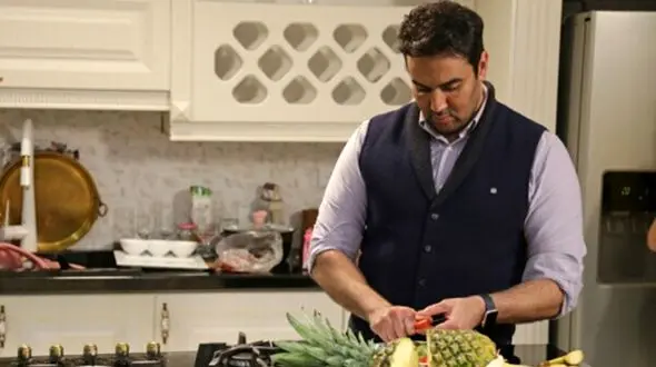 تعجب بازیگر معروف ترکیه ای از خانه فوق مدرن و لاکچری پوریا پورسرخ+ویدیو/ خانه ای با تمام امکانات و رویایی