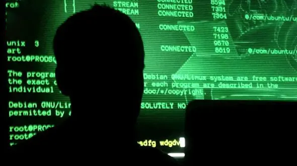 دستگیری کلاهبردار اینترنتی در فارس / خرید شارژ ارزان قیمت شگردی پلید بود