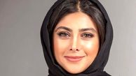 گریم و استایل عجیب آزاده صمدی، بازیگر سووشون، در یک تیاتر متفاوت