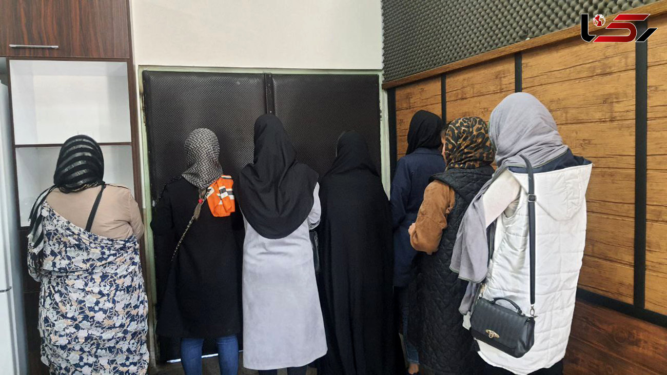 ربودن سریالی زنان در اتوبان شرق تهران / تسلیم خواسته هایشان می شدیم + عکس