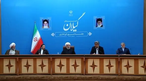 ماجرای پرتاب لنگه کفش به سمت روحانی در گیلان چه بود؟