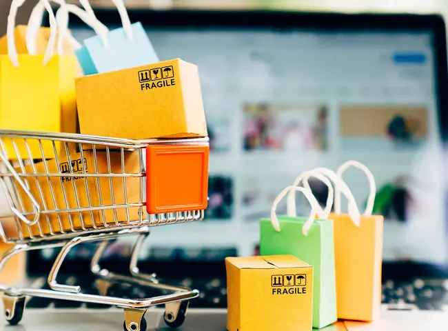 گلایه مردم از رهاشدگی فروش‌ های اینترنتی در ایران: کالای تبلیغ‌ شده یک چیز، کالای دریافتی چیز دیگر!