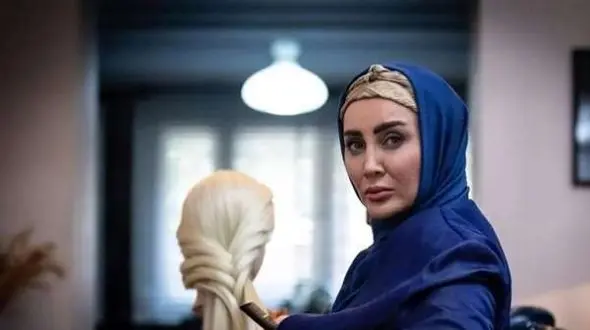 عکس خانوادگی سولماز حصاری بازیگر سریال ناریا با مادر و همسرش + عکس های عروسی خانم بازیگر