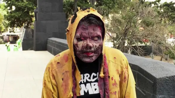 راه افتادن چالش زامبی برای مبارزه با ویروس کرونا + فیلم