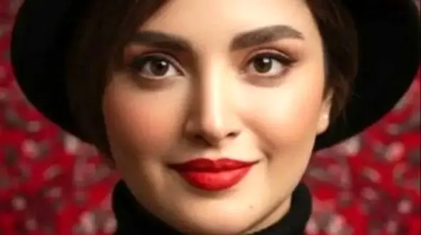 عکس ها / چیدمان و دکوراسیون یلدای اعیانی بازیگران حاضر در جشن حافظ / از المیرا شریفی مقدم تا فریبا نادری و الهام حمیدی از یکتا ناصر، بهاره رهنما تا مینا مختاری و دیگر بازیگران