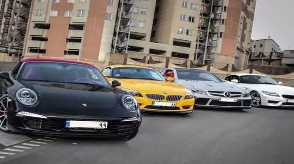منشأ ارز خودروهای لوکس فوتبالیست‌ ها دردسرساز شد؟/ خودروها به دلیل دور زدن قوانین بالادستی در هاله‌ ای از ابهام است