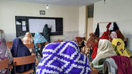 واکنش آموزش و پرورش به عکس دانش آموزان اراک که با پتو در کلاس  نشستند/ به نظر تصویر ساختگی است!