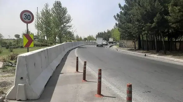 ارتقای ایمنی بزرگراه  یادگار امام (ره) با جایگزینی نیوجرسی به جای گاردریل