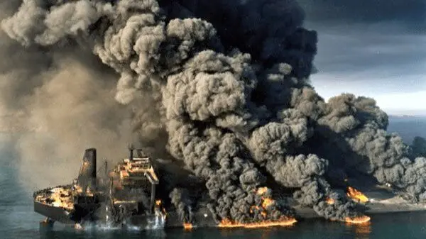 قاتل خاموش ناوهای آمریکا در خلیج فارس و تنگه هرمز / با این تجهیزات جنگی در تنگه هرمز پادشاهی می کنیم