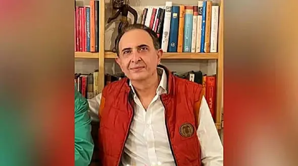 بیژن اشتری مترجم سرشناس ایرانی درگذشت