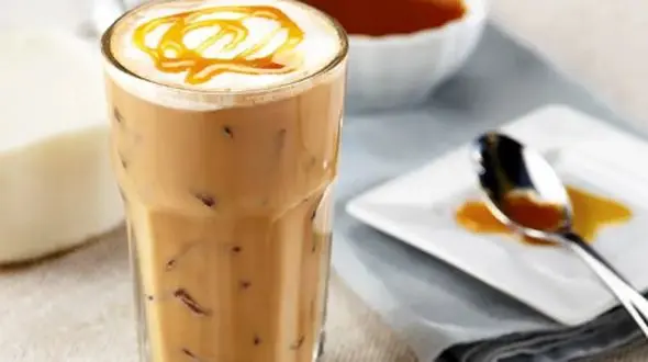 اگر عاشق قهوه هستید این نوشیدنی سرد و شگفت‌ انگیز را امتحان کنید