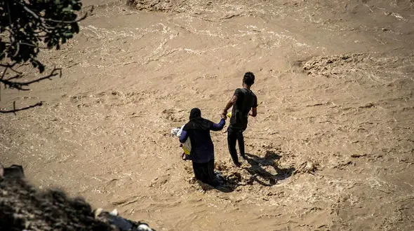 طبق آمارهای رسمی، ایران در لبه پرتگاه ویرانی اقتصادی، اجتماعی و محیط زیستی/ دست یاری نمایندگان مجلس و دولتمردان کجاست؟