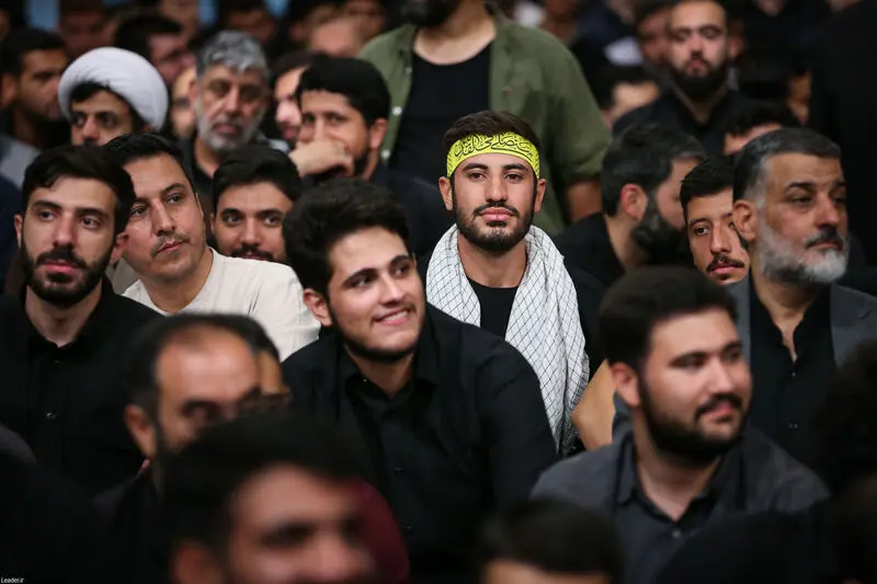 رهبر انقلاب حضرت آیت الله خامنه ای در مراسم بزرگداشت شهدای جنگ تحمیلی اخیر 7-5-1404