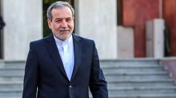 عراقچی: اتهام علیه ایران مبنی بر ارسال سلاح به یمن، توهین به یمنی‌ها است