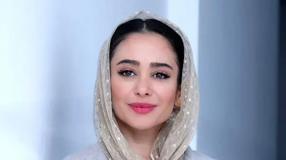 استایل پاییزی الناز حبیبی با کلاه کپ/ ترکیب شیک وباکلاس که همیشه ازش انتظار داریم!