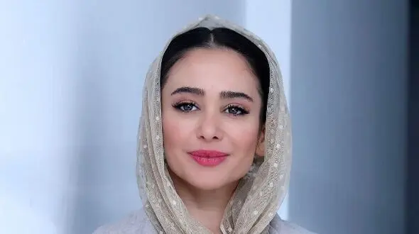 استایل پاییزی الناز حبیبی با کلاه کپ/ ترکیب شیک وباکلاس که همیشه ازش انتظار داریم!