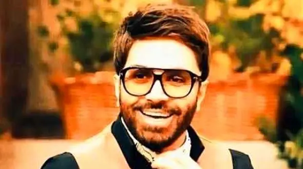 دانلود آهنگ باشکوه علی لهراسبی به نام آتیش تند / تصویر خندتو تا همیشه بده هی تو نشون خودم