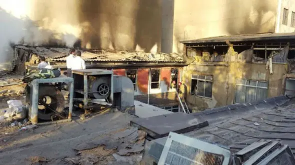 حریق گسترده بارانداز کالا در مرکز تهران