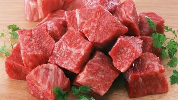 قیمت گوشت قرمز در بازار شب عید