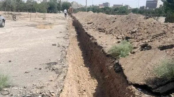 اجرای عملیات عمرانی لوله گذاری خیابان برادران شهید شکری منطقه 19