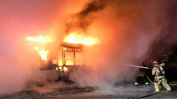 فوری / انفجار در مجتمع فولاد بافق یزد