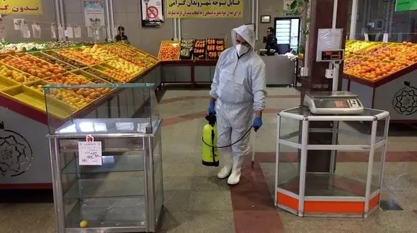 عملیات ضد عفونی کردن 245 میدان و بازار میوه و تره بار تهران / برای مقابله با گسترش کرونا