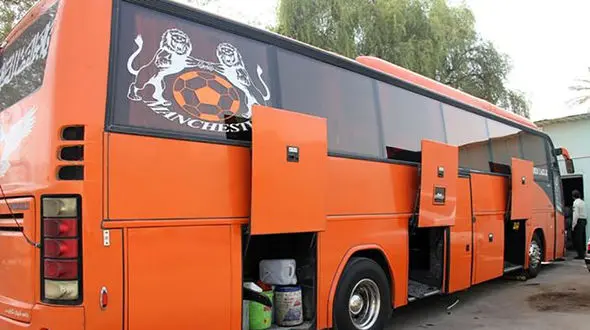 توقیف اتوبوس حامل کالای قاچاق در نورآباد