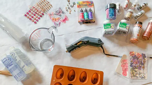 رزین چیست؟ / انواع رزین و کاربرد آنها + جدول